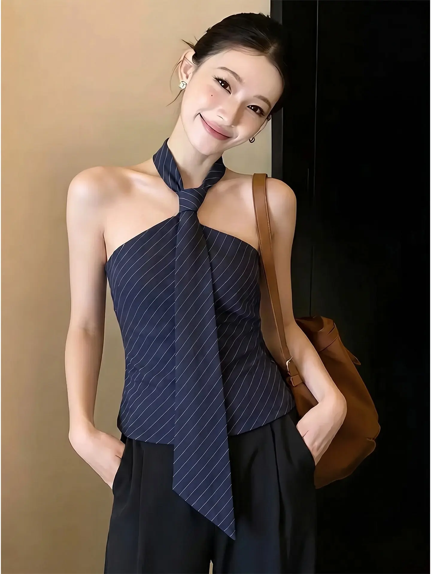 Sweet And Spicy Shoulder Bared Striped Tube Top Summer Design Hanging Neck Strap Small Batch Women's Shirt Casual Commute Style