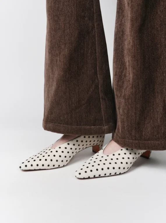 ALIAS MAE 2026 Early Spring New Spotted Horsehair Pointed Low Heel Women's Shallow Mouth Casual Versatile Single Shoes