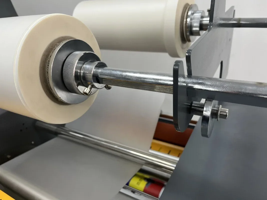 【Brand New】Heavy D-uty Film Laminating 520mm Full Automatic Hydraulic Laminating Machine For Hot Sale 520max