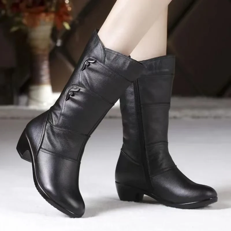 Moda botas médias para mulheres ao ar livre anti deslizamento bota zíper botas de couro à prova dwaterproof água 2024 novo inverno feminino