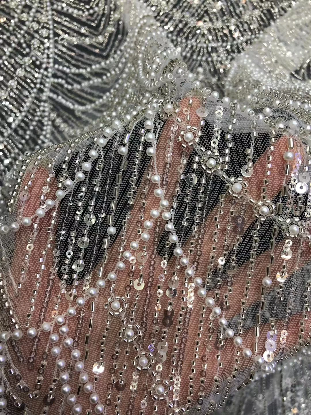 2023 High Quality African 5 Yards Net Lace Fabric French Bridal Luxury Embroidery Beaded Sequins Lace Fabric For Wedding