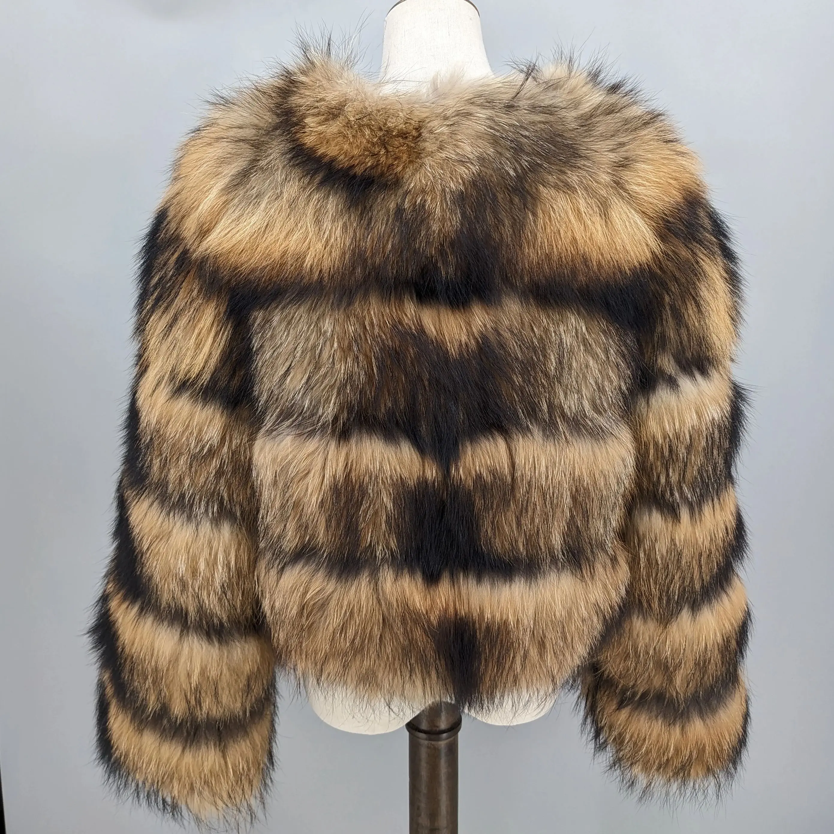 معطف فرو الراكون الطبيعي الحقيقي للنساء الشتاء كامل بيلت الفراء سترة قصيرة طول 51 سنتيمتر 250626