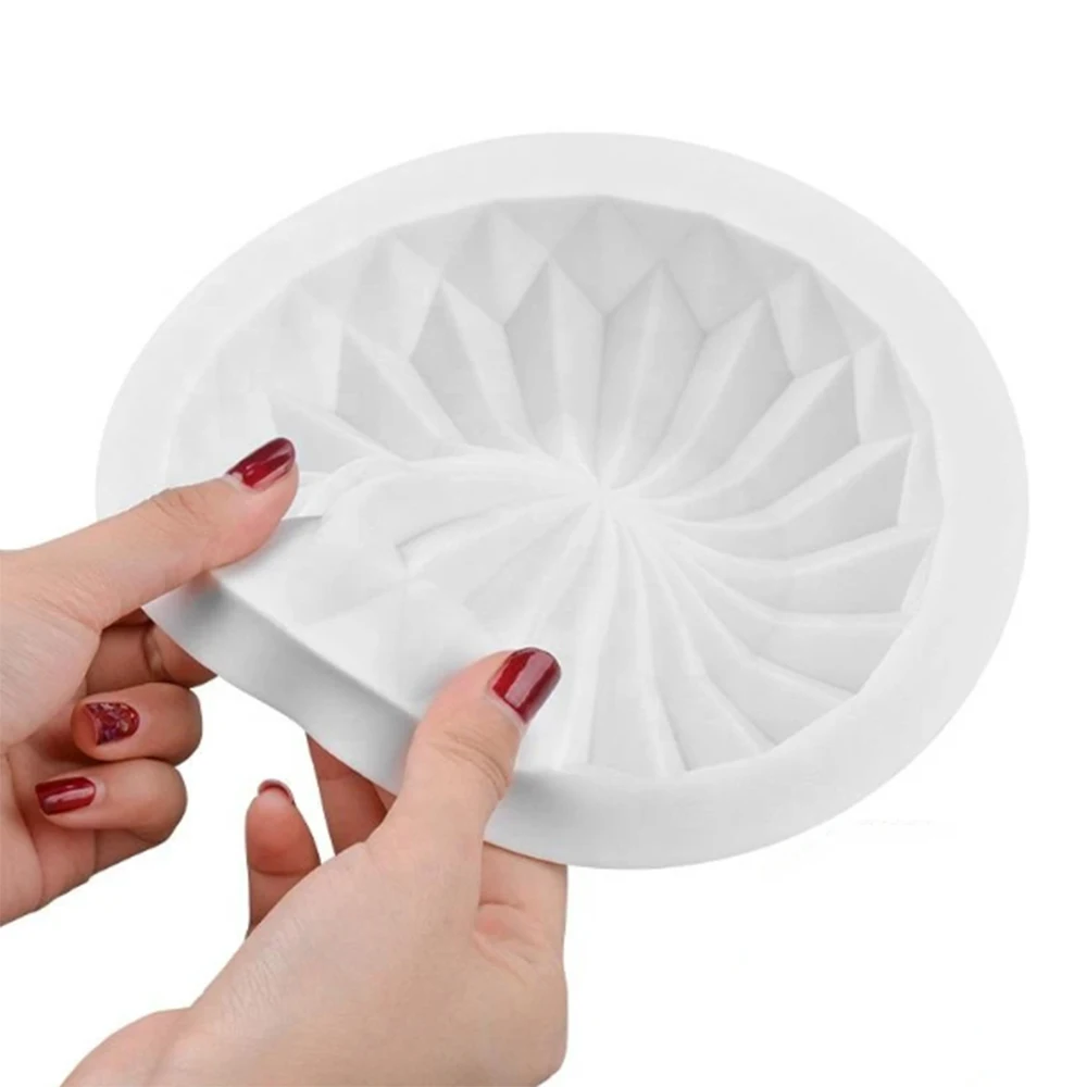 New Lace Mousse Silicone Cake Mold Hot Sale Diamond Lace Round Cake Mould DIY Baking Accessories Bread Oven Tray Reusable Tools