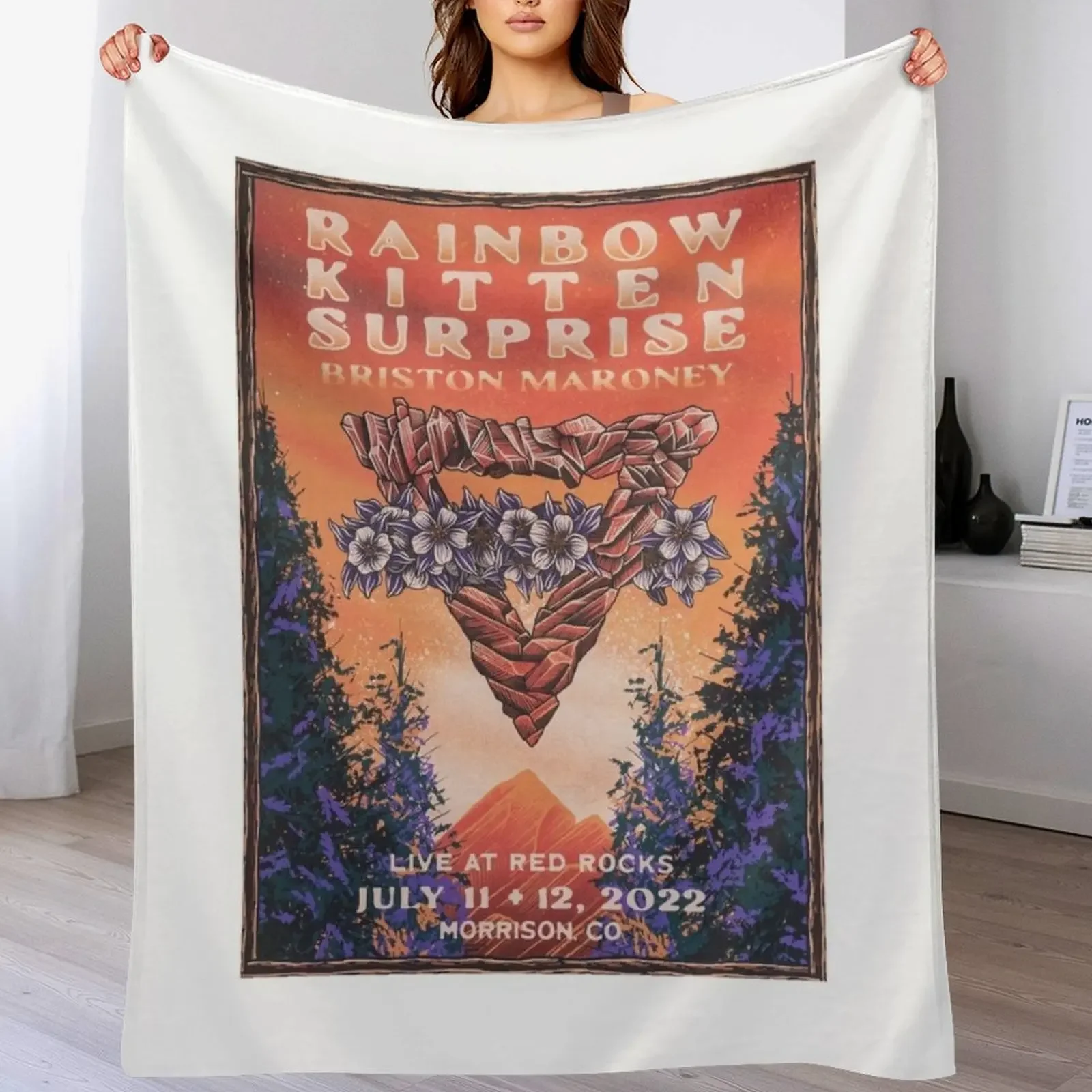 Rainbow Kitten, Surprise, At Red Rock, magical, moon, green, magic Throw Blanket Nap Furry christmas gifts Blankets