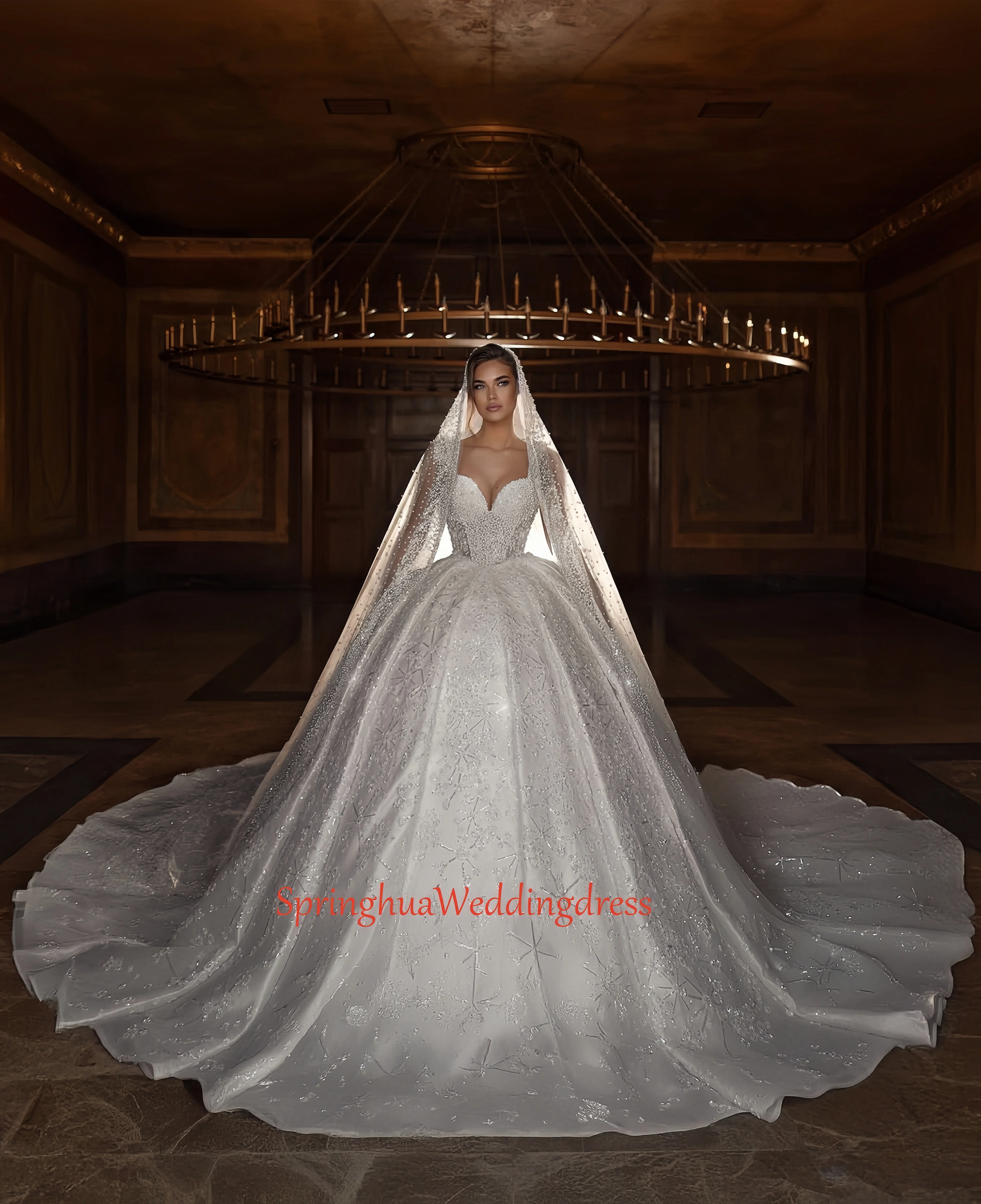 

Customized luxury wedding dress, sweetheart collar puffy dress, decal beaded dress, wedding dress, church foyer