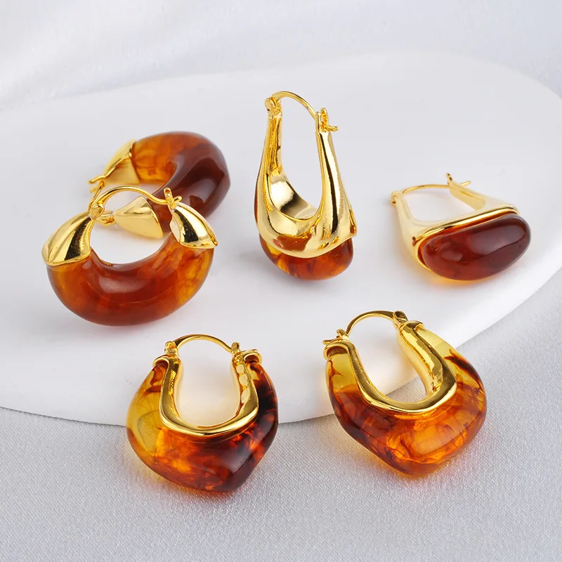 Vintage Amber Color U-shaped Metal Hoop Earrings for Women Personality Commuter Jewelry Accessories e450