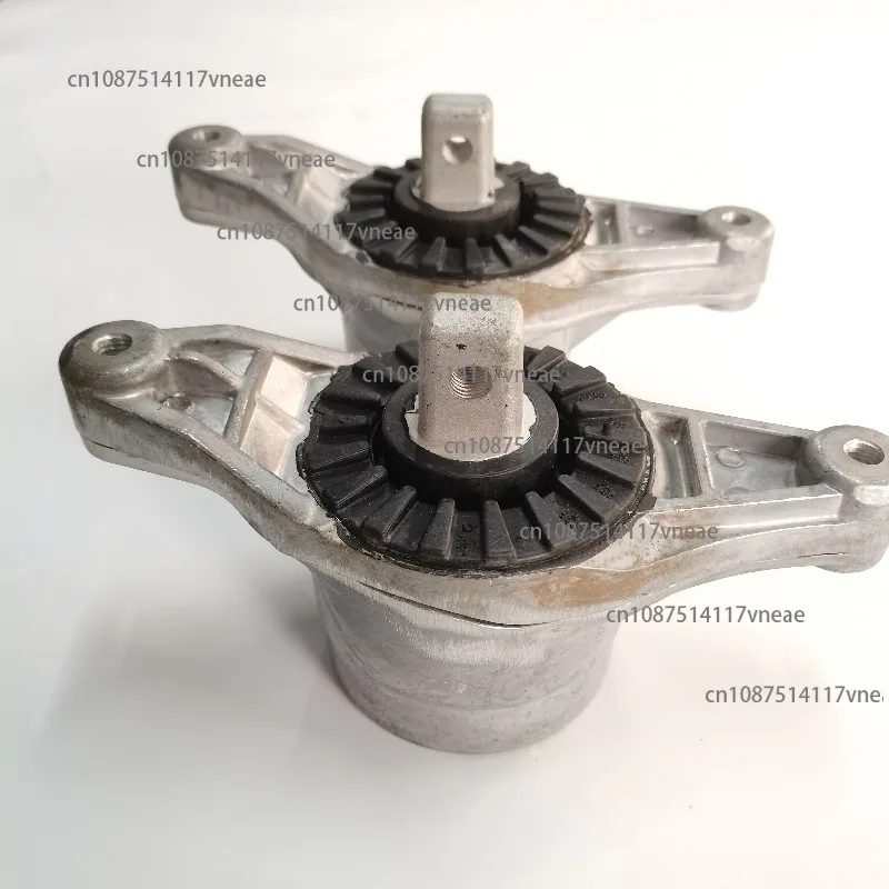 

670003629 670003628 Левый или правый опорный кронштейн подшипника двигателя