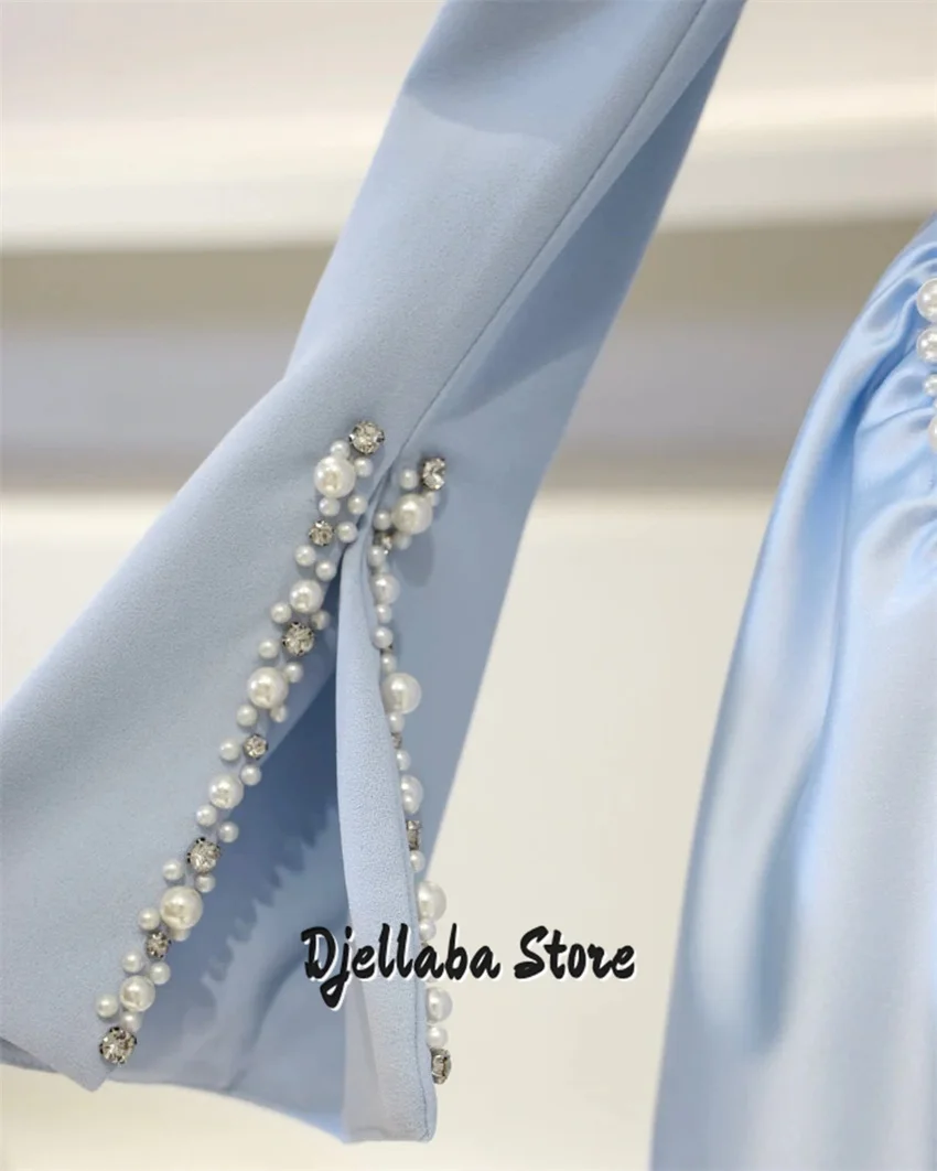 Op maat gemaakte marineblauwe chiffon van hoge kwaliteit met ruches, rechte diamanten, parels, lange galajurken, op maat gemaakte gelegenheidsjurken