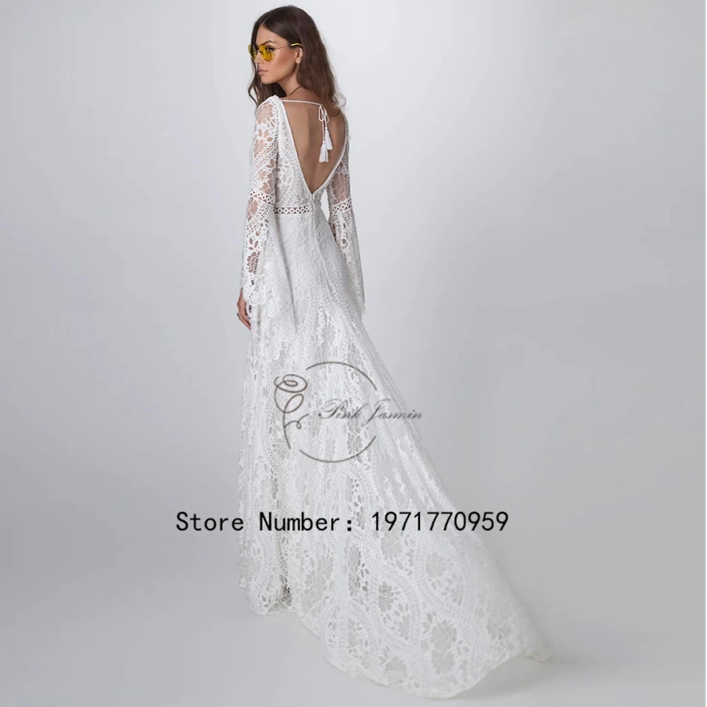 2024 Boho Beach Hippie Wedding Dresses V Neck Long Bell Sleeve Backless Destination Elopement Cut Out Lace Bridal Gown Cheap