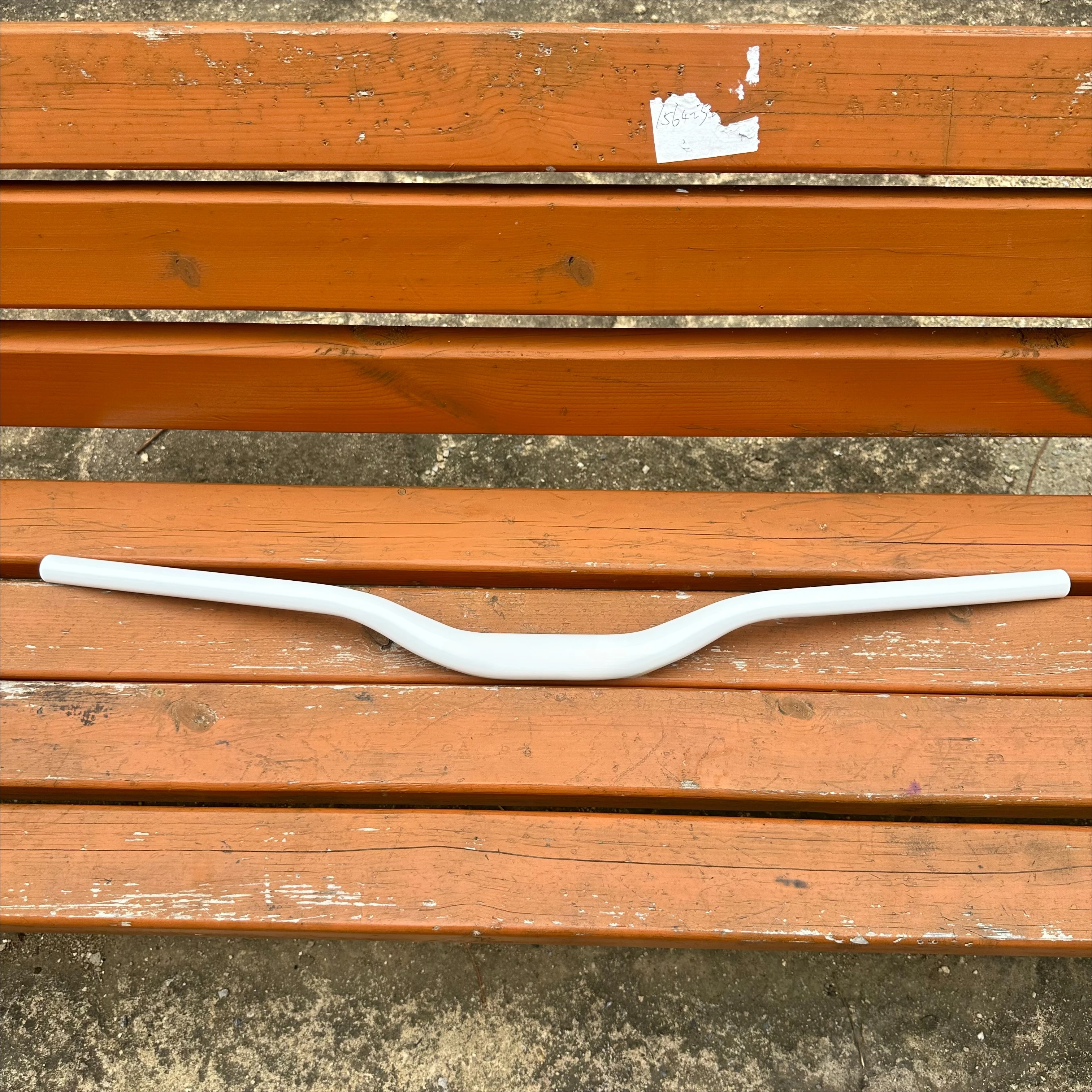 White Aluminum Alloy Mountain Bike Handlebar 31.8mm 35mm Caliber For Downhill Cross Country All Terrain Cycling