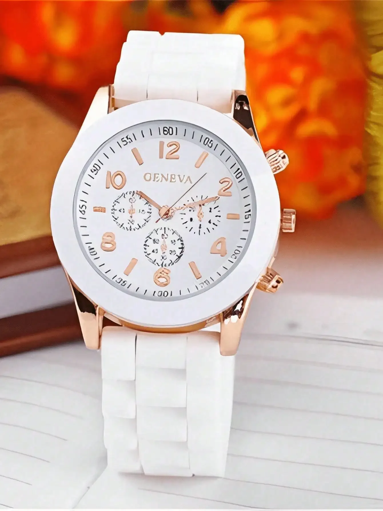 Exquisite quartz women's bracelet watch set with diamonds, women's five piece set