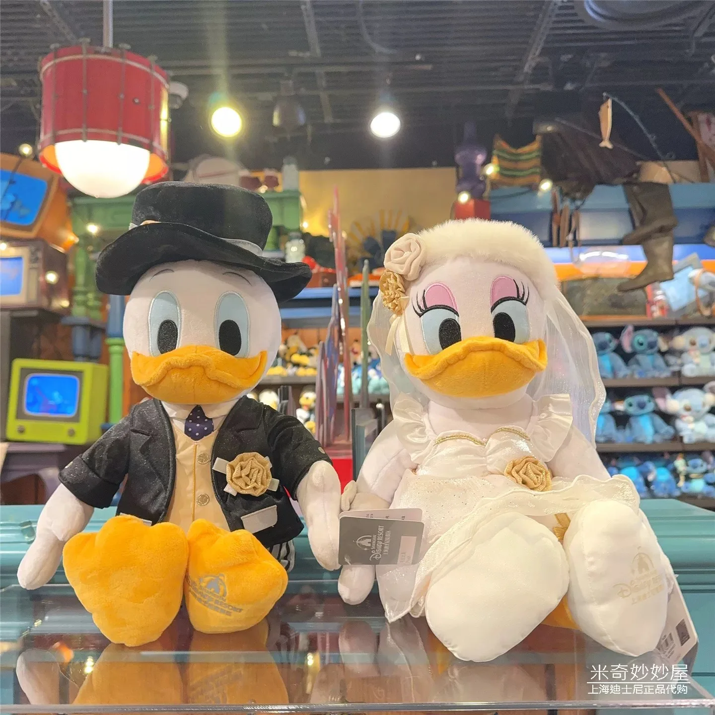 

Оригинальная плюшевая кукла из Шанхайского Диснейленда: милые Дональд Дак и Дейзи, свадебные плюшевые игрушки, мягкие куклы Дисней, плюшевые игрушки по мотивам фильмов, подарок-игрушка