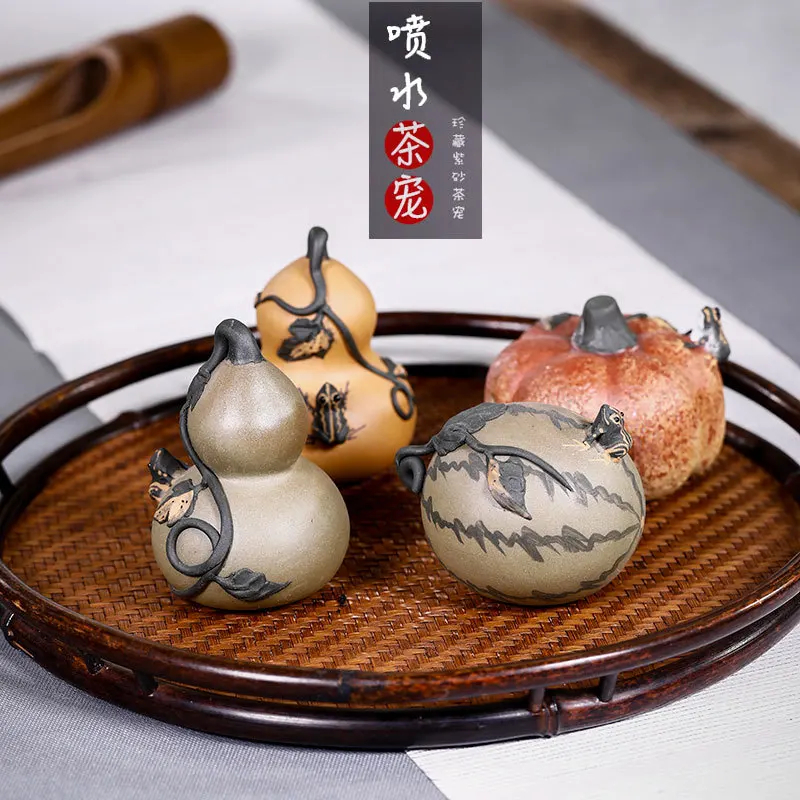 

1PC Purple Clay Spray Tea Pet Creative Pumpkin Frog Gourd Handmade Kung Fu Tea Set Accessories desktop decor