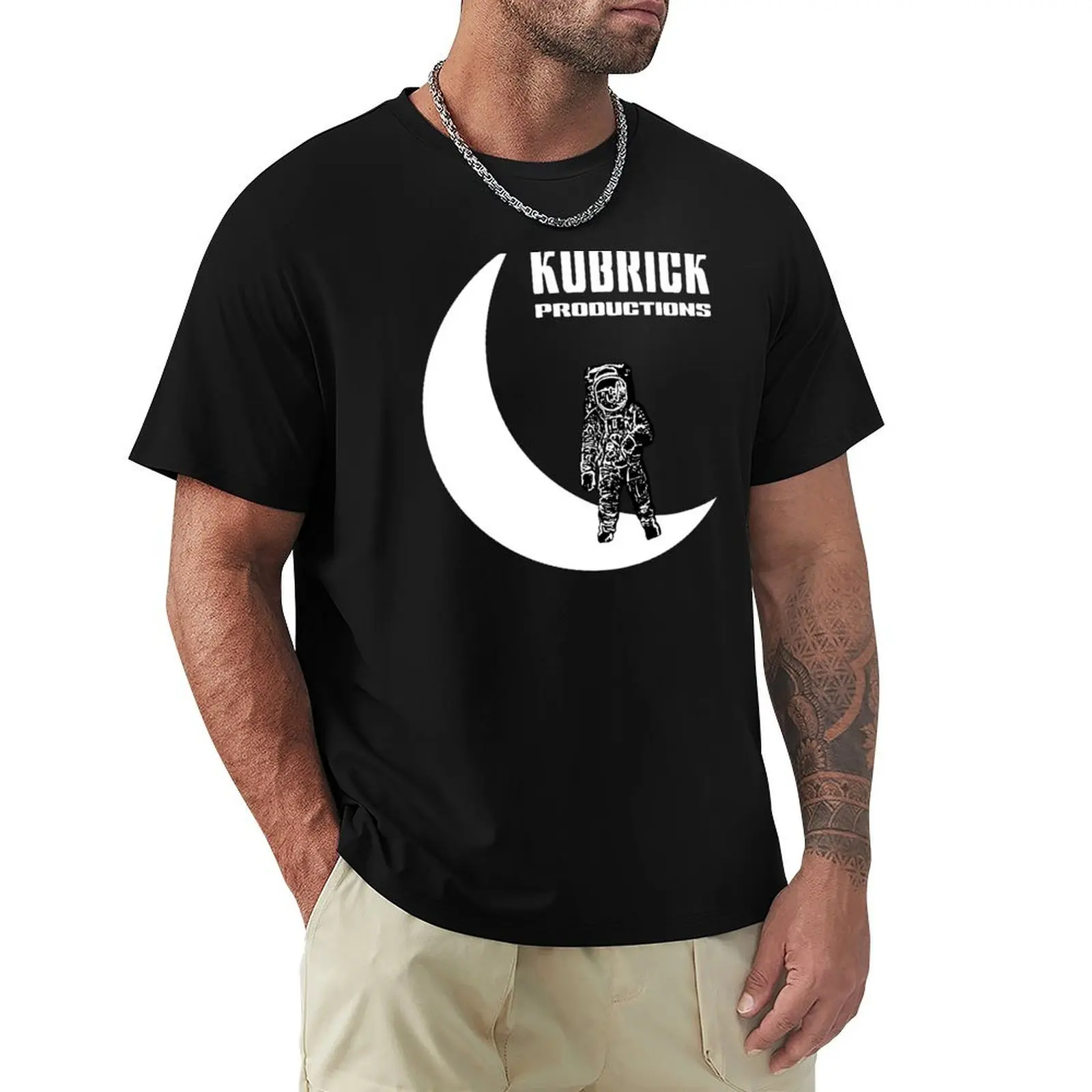 PRODUCCIONES KUBRICK. Obra maestra de la aterrización en la luna. Camiseta de Talla Grande, Camiseta de Color Sólido