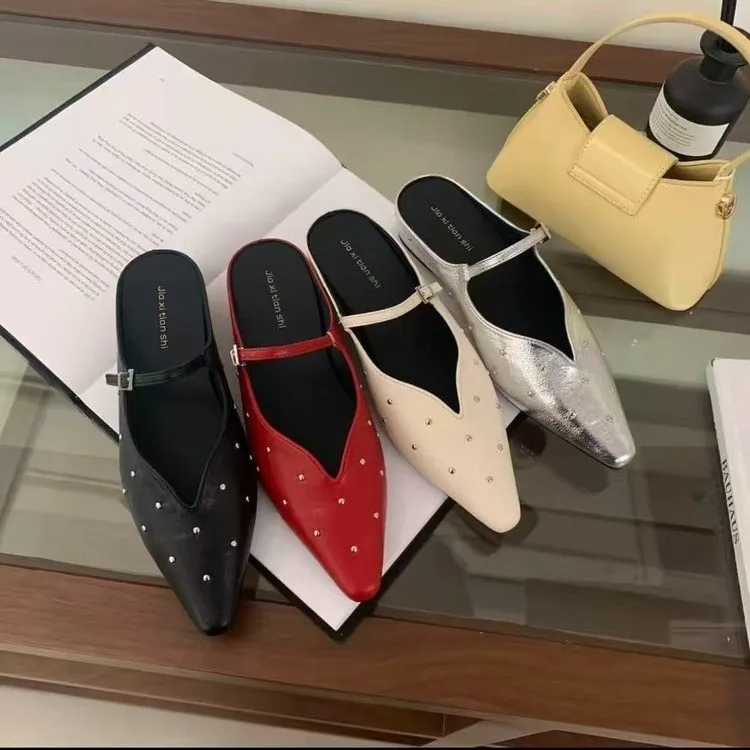 

2026 Spring-Summer New French Retro Style Studded Pointed Strap Women's Slip-On SandalsVersatile for Spring and Summer Commuting