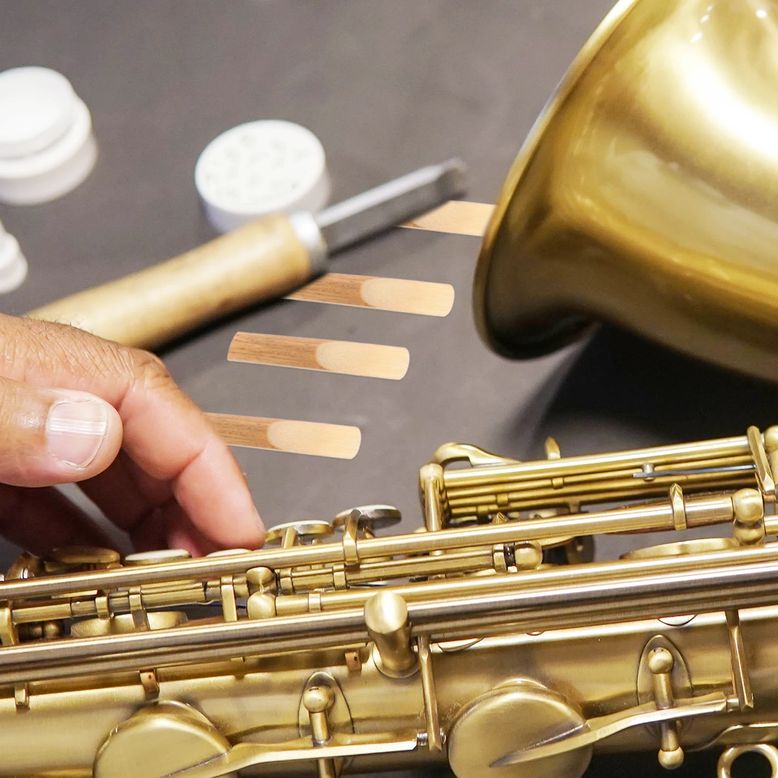 

10 pcs Saxophone Reeds 3.5 Alto Sax Reeds For Beginner Players Replacement Reed Practical Gift Idea For Practice Performance