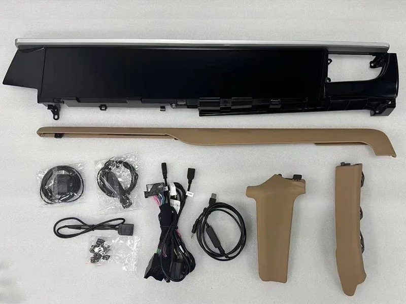 High quality center console screen controls multimedia screen for  Macan 2018-2024