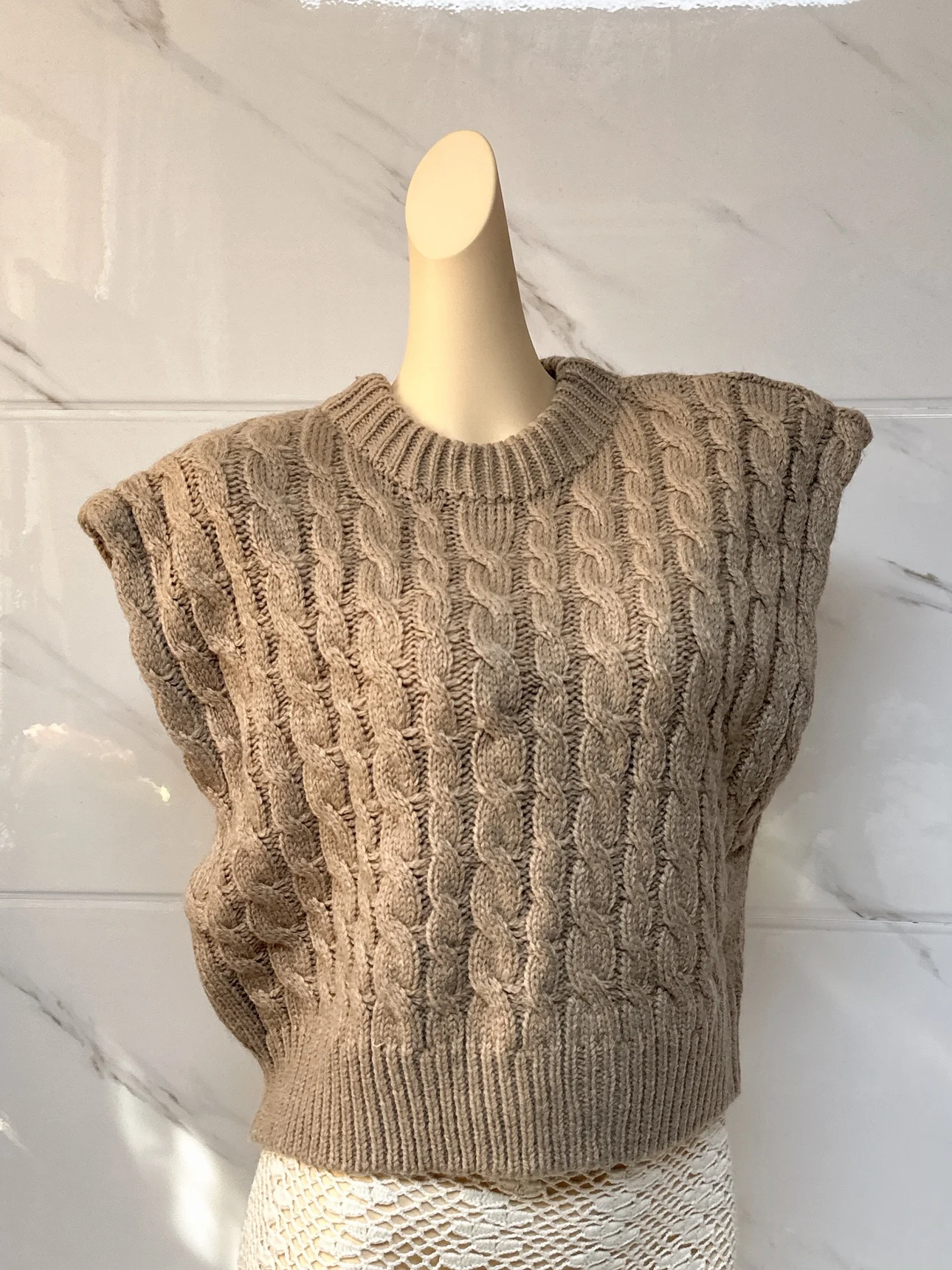 

Thi Warm Knitted Sweater Vest No-Sve round Ne Twisted Design Comfortable Leisure Sle Women's Faion Spring Collection