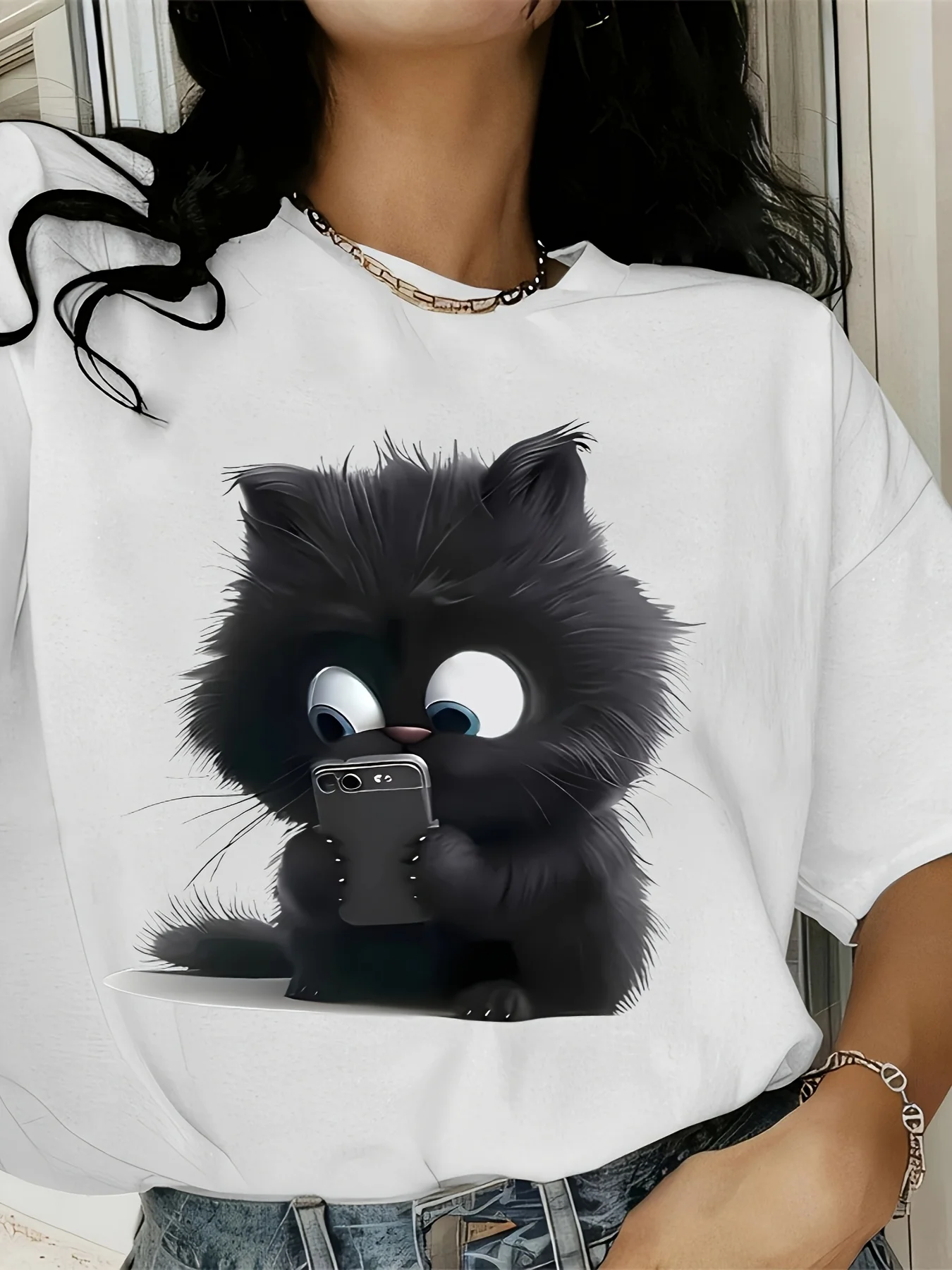 Camiseta estampada pura de manga curta com padrão de "gato dos desenhos animados avatar" um top feminino adequado