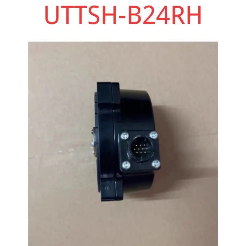 Second-hand test OK 7-generation encoder UTTSH-B24RH for SGM7G-20AFC61