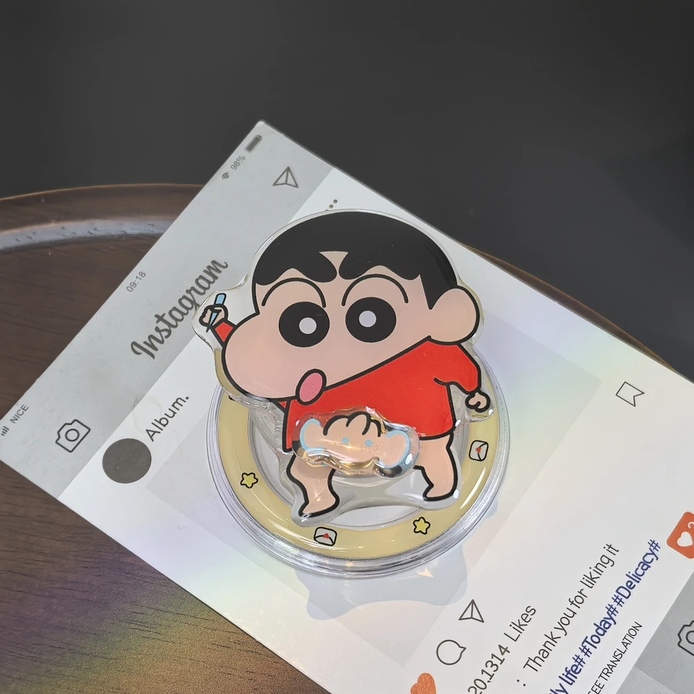 Crayon Shin-chan Niedlicher Magnetischer Handyhalter für Magsafe, Griptok Grip Tok Ständer für iPhone und Samsung, Faltbarer Kabelloser Ladehalter – Detail 7