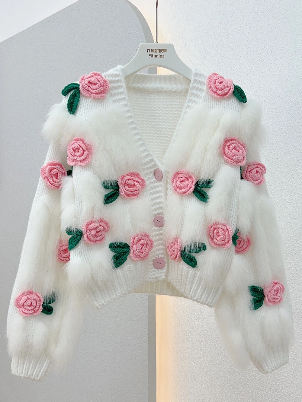 

Women's Winter Short Flower Knitted Sweater Long Sleeve Elegant Fashion Outer Wear Knitted Cardigan New Fox Fur Woven Fur Coat