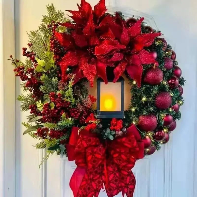 Corona navideña con lámpara, bola de lazo, flor roja grande, fiesta de Navidad, pared, puerta, ventana, chimenea, escalera, balcón, corona de jardín 2025