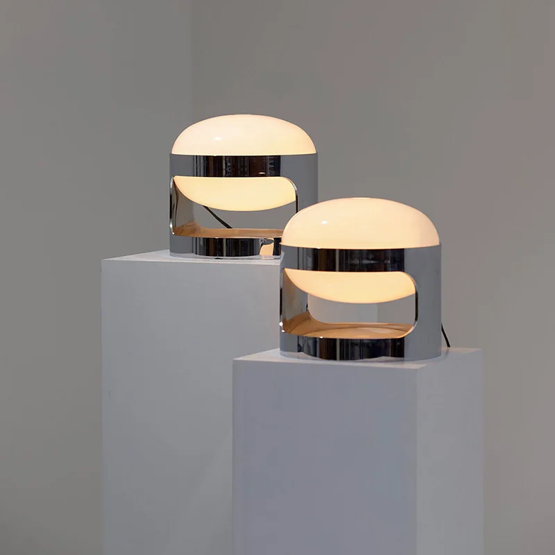 

Nordic Minimalist Postmodern Light Luxury Design Desk Lamp Bedroom Bedside High End Decorative Creative Desk Lamp