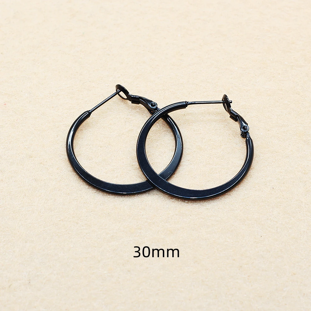 Herren Damen 30mm Schwarze Kreis-Ohrringe 2mm 316L Edelstahl Ohrringe IP-Beschichtung Nicht Verblassend Allergiefrei – Detail 1