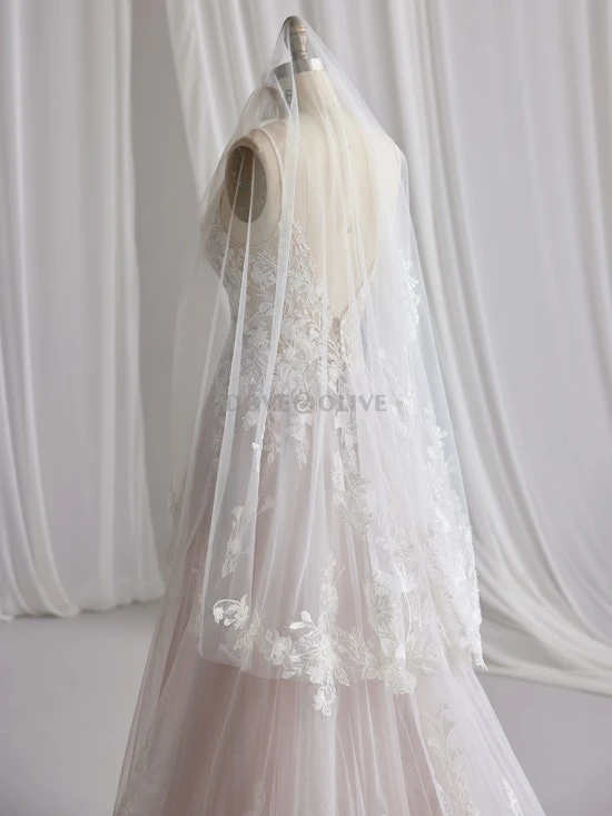 

Short Lace Appliques Wedding Veils 90cm Hair Accessories Bride Veil Party One Layer with Comb Bridal Veil Customized