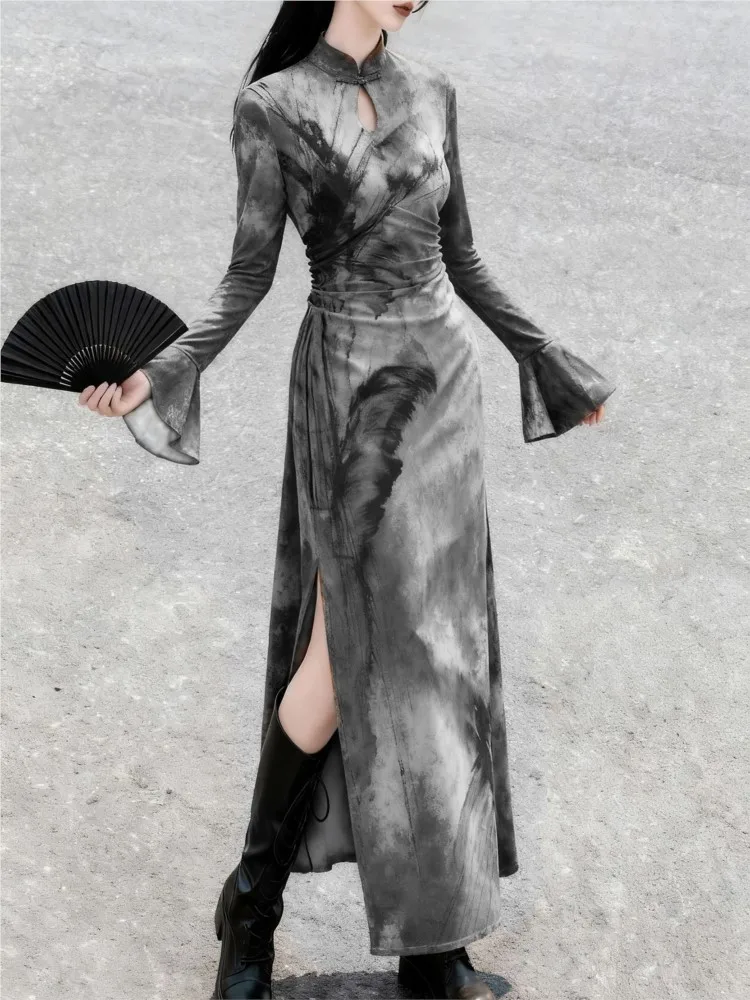 New Chinese-style flared sleeve slit long cinched waist dress with ink-wash pattern knitted cheongsam