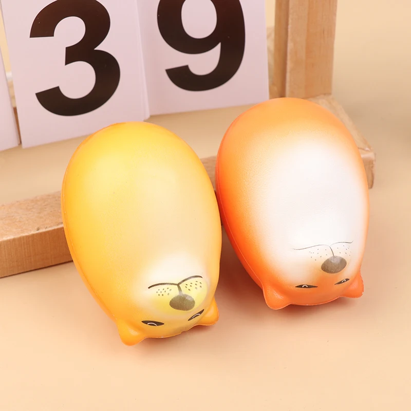 Luminescente Shiba Inu Egg Forma, Realista PVC Desk Decor, União Decorações para Casa, Escritórios, Presentes de Natal Divertidos, 1Pc