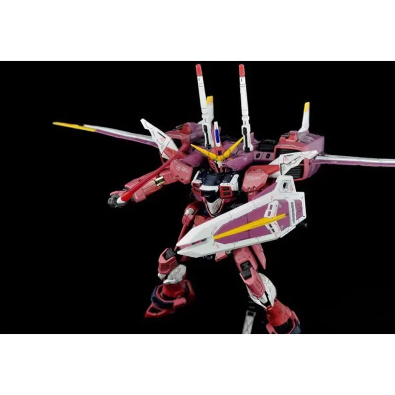 Bandai RG 09 ZGMF-X09A Justice Gundam Anime Figurines Mobile trempé Gundam Modèle En Plastique Kit Jouets pour Garçons Cadeaux pour Enfants