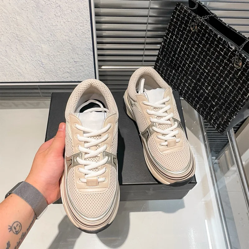 Retro-stijl casual sportschoenen voor dames, geschikt voor diverse outfits, ademend en lichtgewicht.