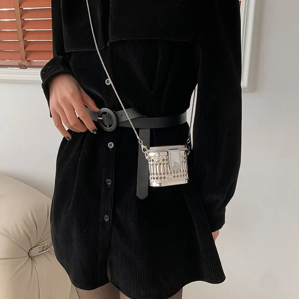 

Luxury Metal Chain Lipstick Wallet Glitter Earphone Storage Small Chain Crossbody Bag Hollow Out Lightweight Jewelry Bag Evening