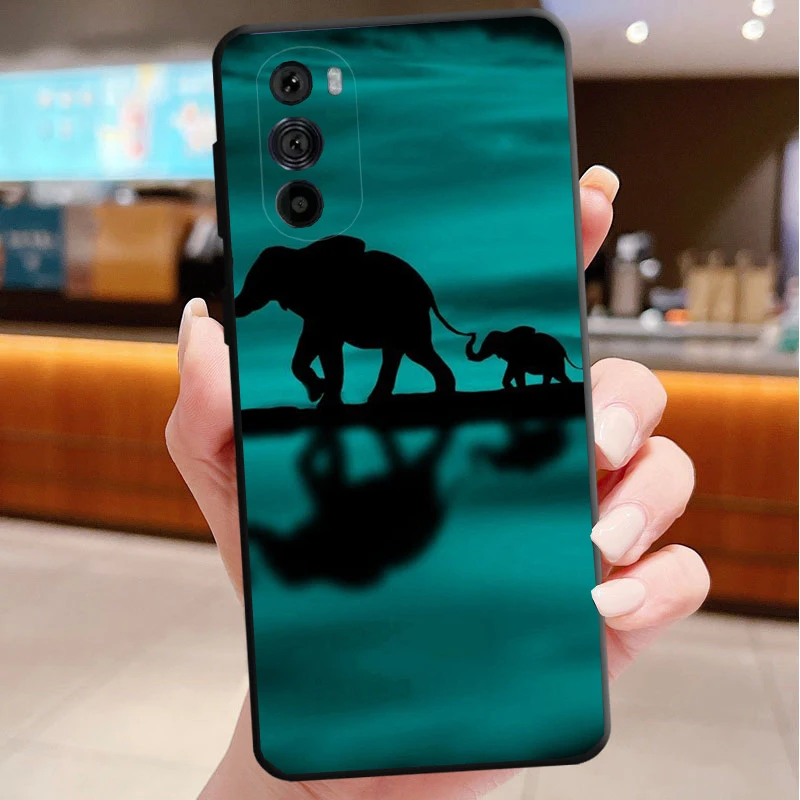

Phone Case For Motorola Edge 50 40 Pro 60 50 40 30 Ultra Neo Fusion Moto G85 G72 G53 G54 G84 G13 G32 Elephant