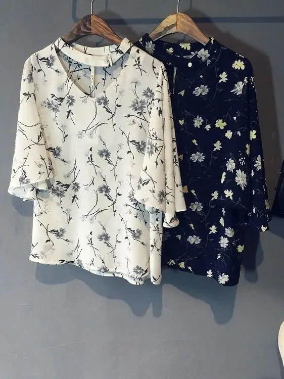 

Elegant Chiffon V-neck Half Sleeve Women's Shirt Cleanfit Waist A-line Sleeve Thin Poly Fabric Short Sleeve Summer 2024