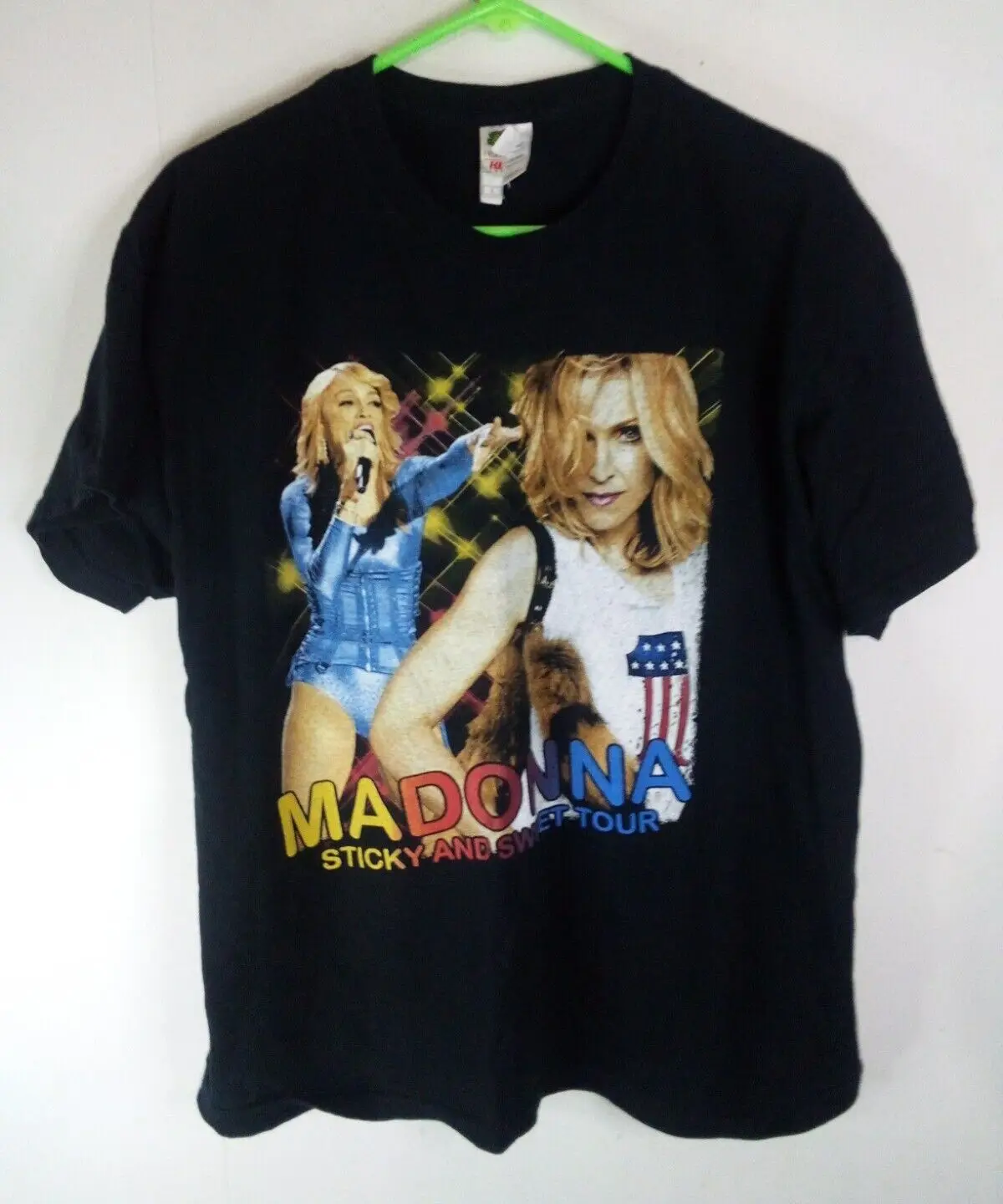 

Madonna Sticky and Sweet Tour Tshirt (L)