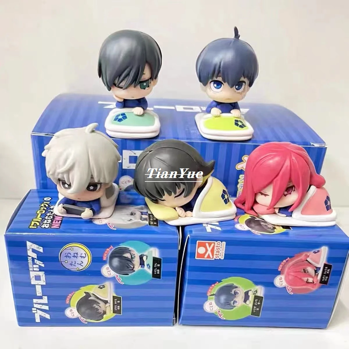 Anime Blue Rock 5pcs/set Isagi Yoichi Nagi Seishiro Chigiri Hyoma Sleeping version Figure toy Car Decoration Christmas gift 4CM