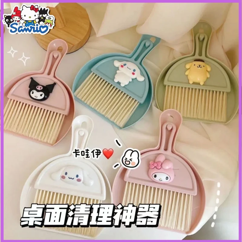 Sanrio Cinnamoroll Dog Melody ชุดทําความสะอาดเดสก์ท็อปแปรงคีย์บอร์ดแปรงทําความสะอาดไม้กวาดขนาดเล็กในครัวเรือน Mini Dustpan ผสม