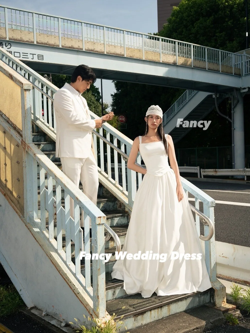 Fancy High Quality Soft Satin Wedding Dresses Korea Photo Shoot Square Neck Sleeveless Evening Dresses Back Corset Customized