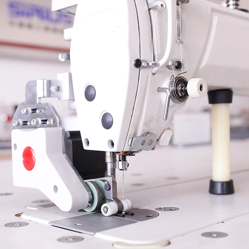 High Quality Long Arm Integrated Computer Flat Car Automatic Lift Press Foot Moving Foot Industrial Sewing Machine