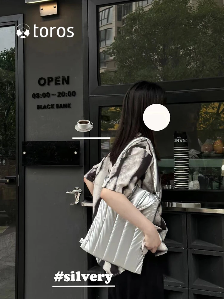 New 2025 Silver BookPro Cuter Bag Suitable for 3-6 Inch Laptops Ladies Handbag Single oulder Bag Creative Inner Case