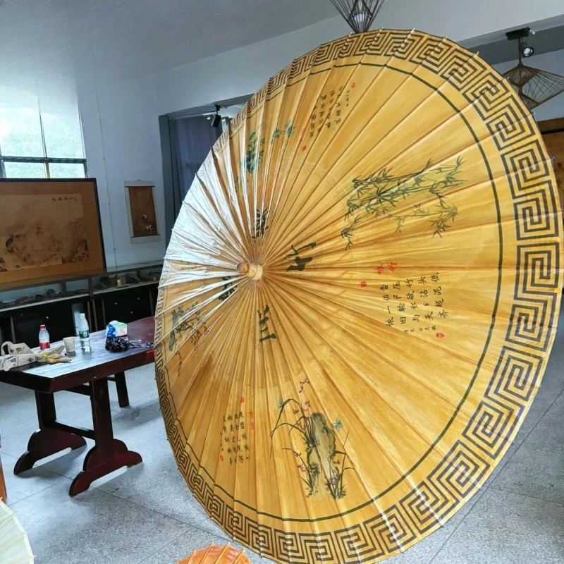 

Oil-paper umbrellas are purely handmade ornamental outdoor garden umbrellas