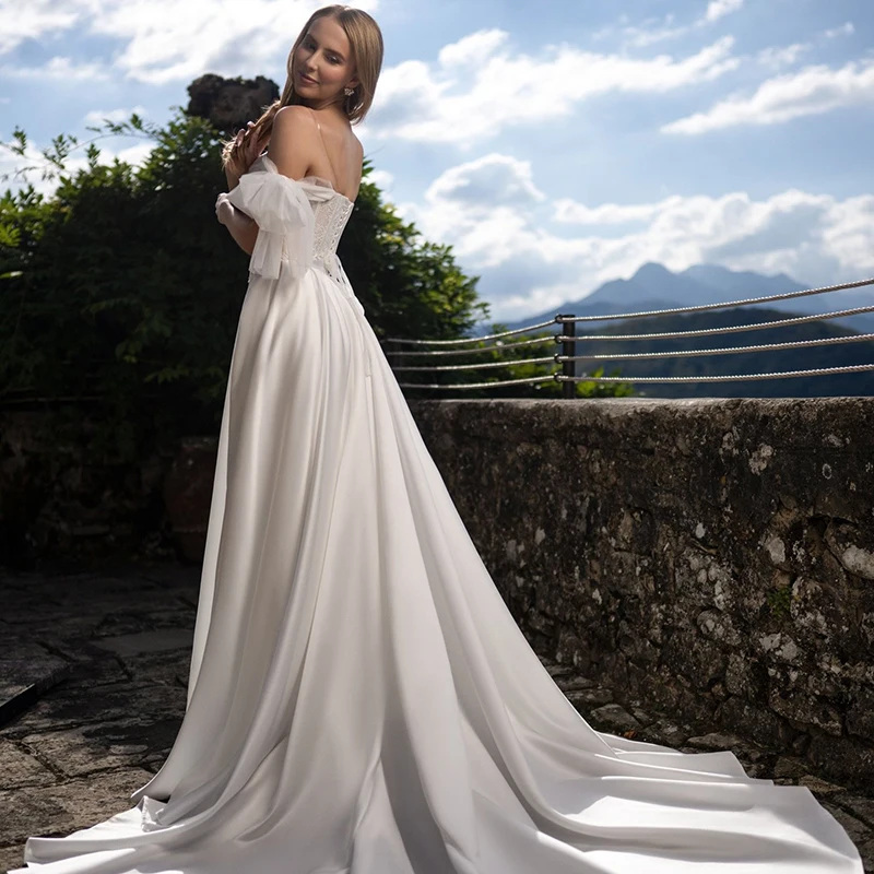 فساتين زفاف نسائية من Eightree بتصميم A-Line مع صدر على شكل قلب وظهر مشدود من الدانتيل والساتان، فساتين زفاف بوهيمية للشاطئ وحفلات الزفاف قابلة للتخصيص