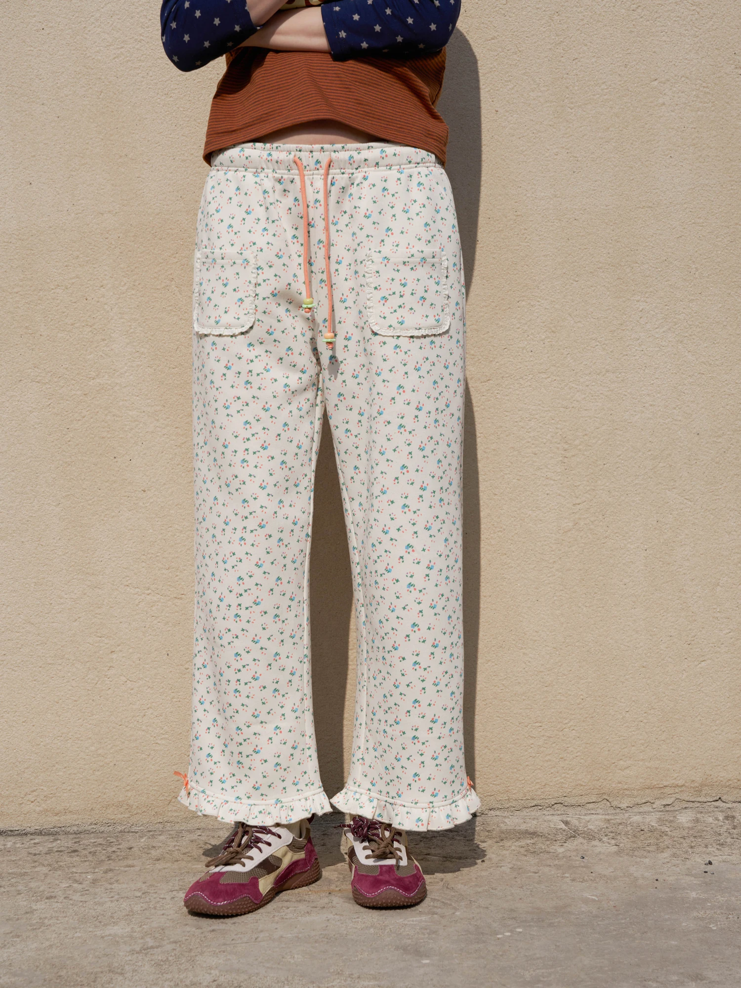 

Oddmaker Cute Floral Print Lace Trim Straight Leg Nine-Tenths Sweatpants Ladies Casual Knitted Fabric Natural Waist Pocket Style