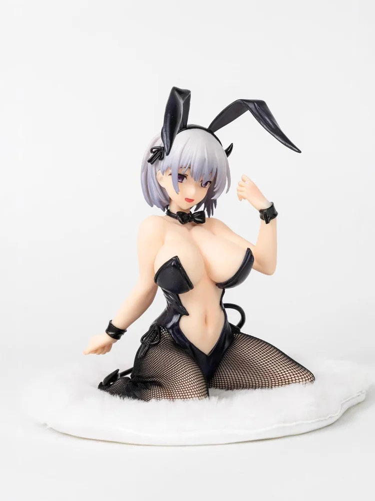 

Коллекционная фигурка аниме-девушки-кролика из ПВХ: белые волосы, черные кроличьи ушки, чулки в сеточку. Настольное украшение для фанатов аниме и отаку.