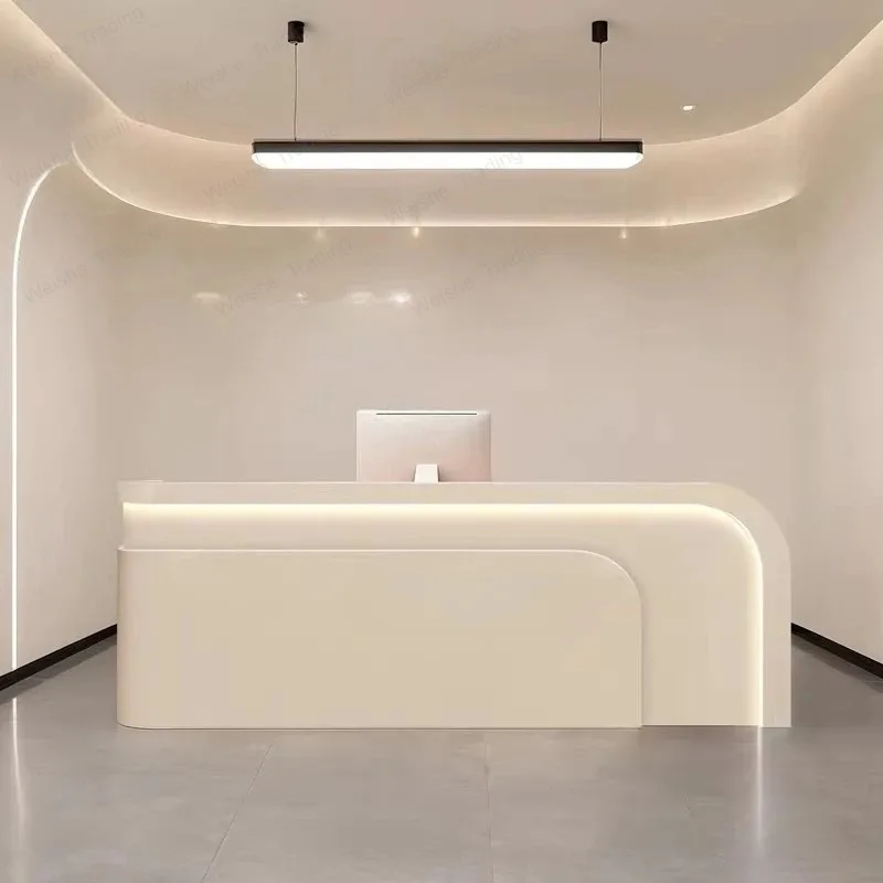 

Стойки ресепшн для салонов красоты: эстетичный минималистичный дизайн, европейские стойки ресепшн, роскошная изогнутая модная мебель