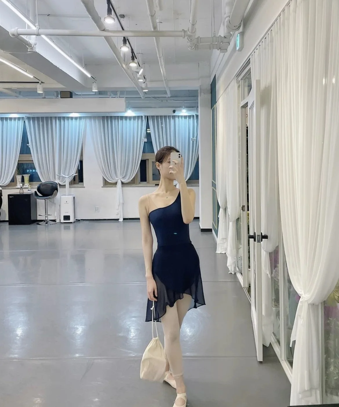 بدلة أداء رقص اليوجا والباليه للبالغين مخصصة للنساء من قطعة واحدة تنانير لممارسة الجمباز ثياب للفتيات فستان توتو