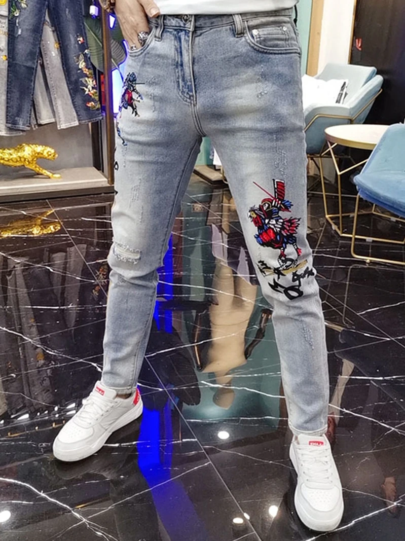 

Мужские джинсы Slim Fit с принтом, модные брендовые молодежные повседневные брюки с низкой посадкой, на молнии, на все сезоны